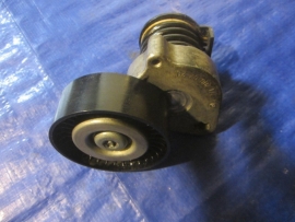 Mercedes Benz C230 C CLASS - BELT TENSIONER - 2712000270